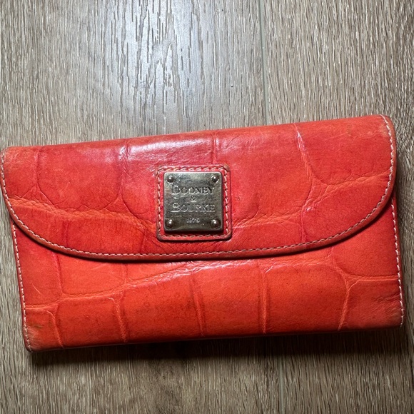 Wallet - Picture 3 of 9